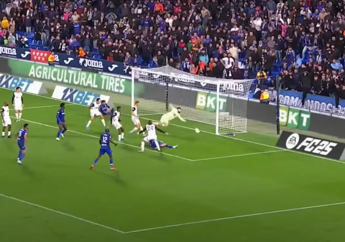 Imagem de contexto do artigo Mamardashvili evita derrota do Valência com dupla defesa espantosa aos 90+5': veja o vídeo