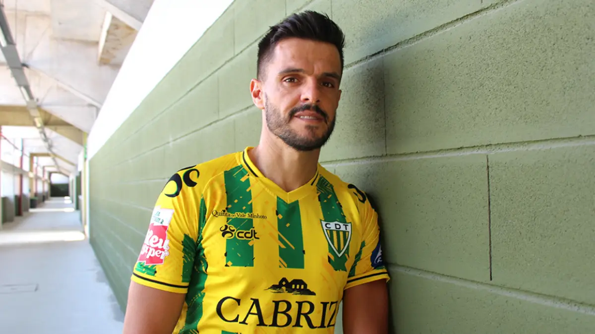 Imagem de contexto do artigo Oficial: Talocha deixa Farense e é reforço do Tondela