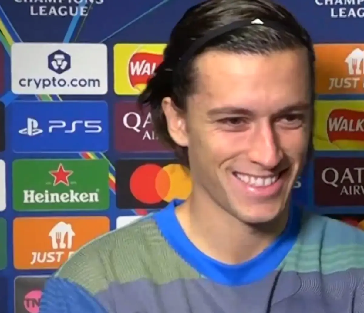 Imagem de contexto do artigo Carreras chegou à flash interview e soltou logo dois palavrões: veja o vídeo