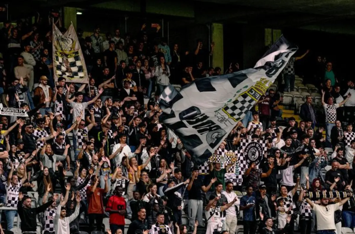 Imagem de contexto do artigo "Não é só o caso do Boavista. Muitos clubes são aproveitados para fazer ‘negócios’"