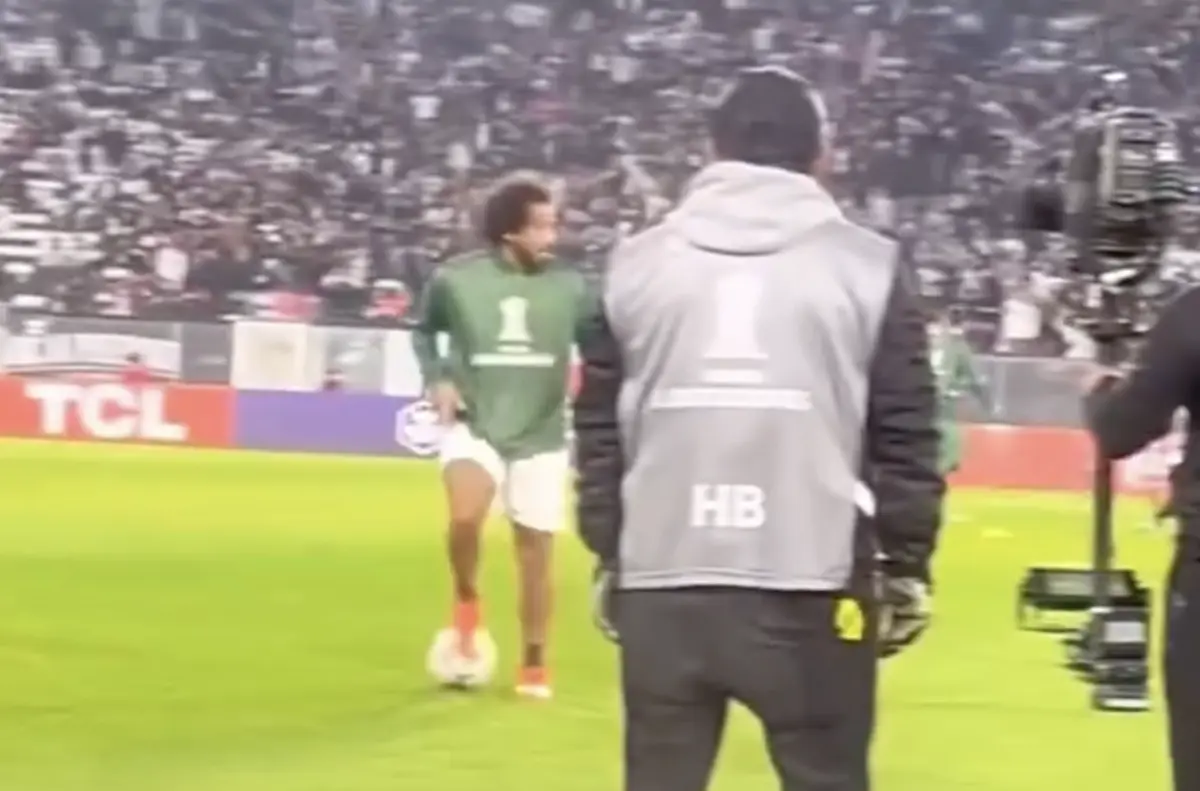 Imagem de contexto do artigo De costas! O que dizer deste domínio de bola de Marcelo?