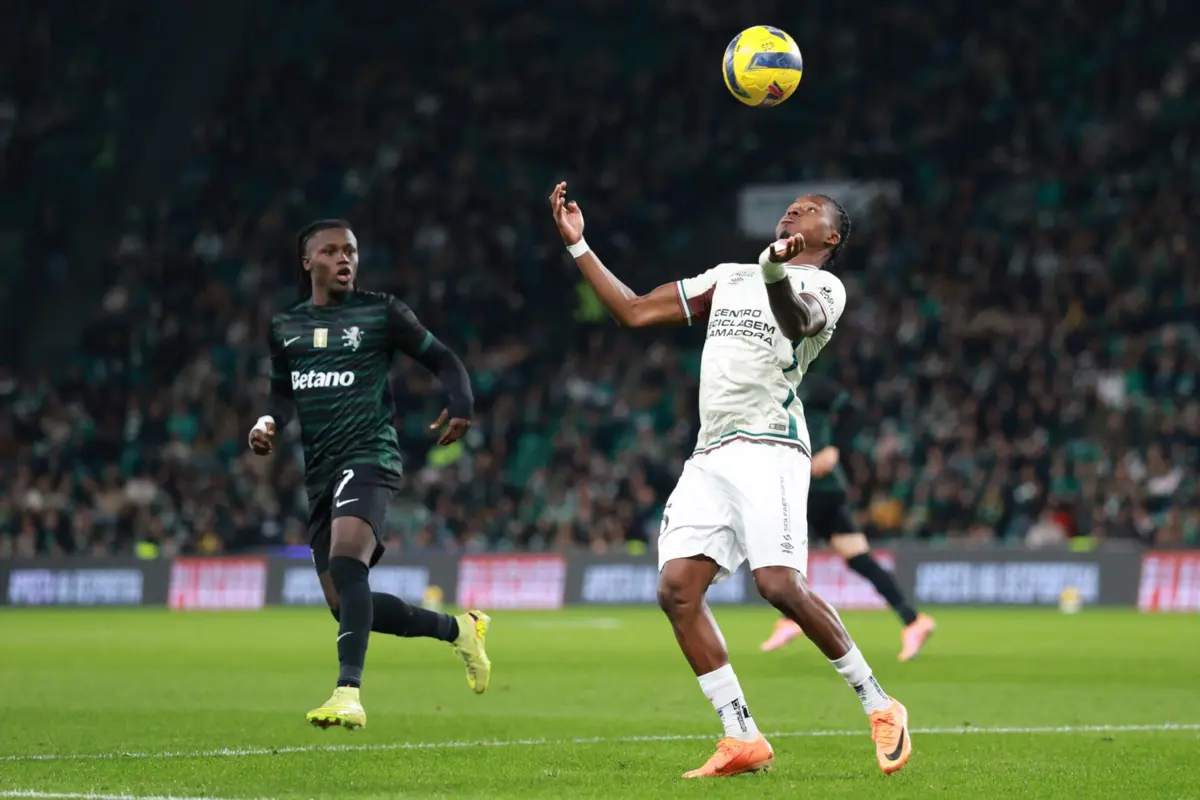 Sidny Cabral num jogo entre Sporting e Estrela da Amadora