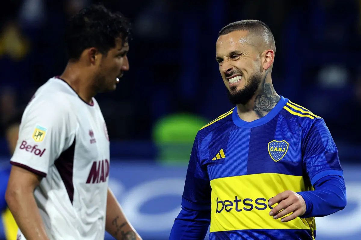 Benedetto, à direita (ALEJANDRO PAGNI / AFP)