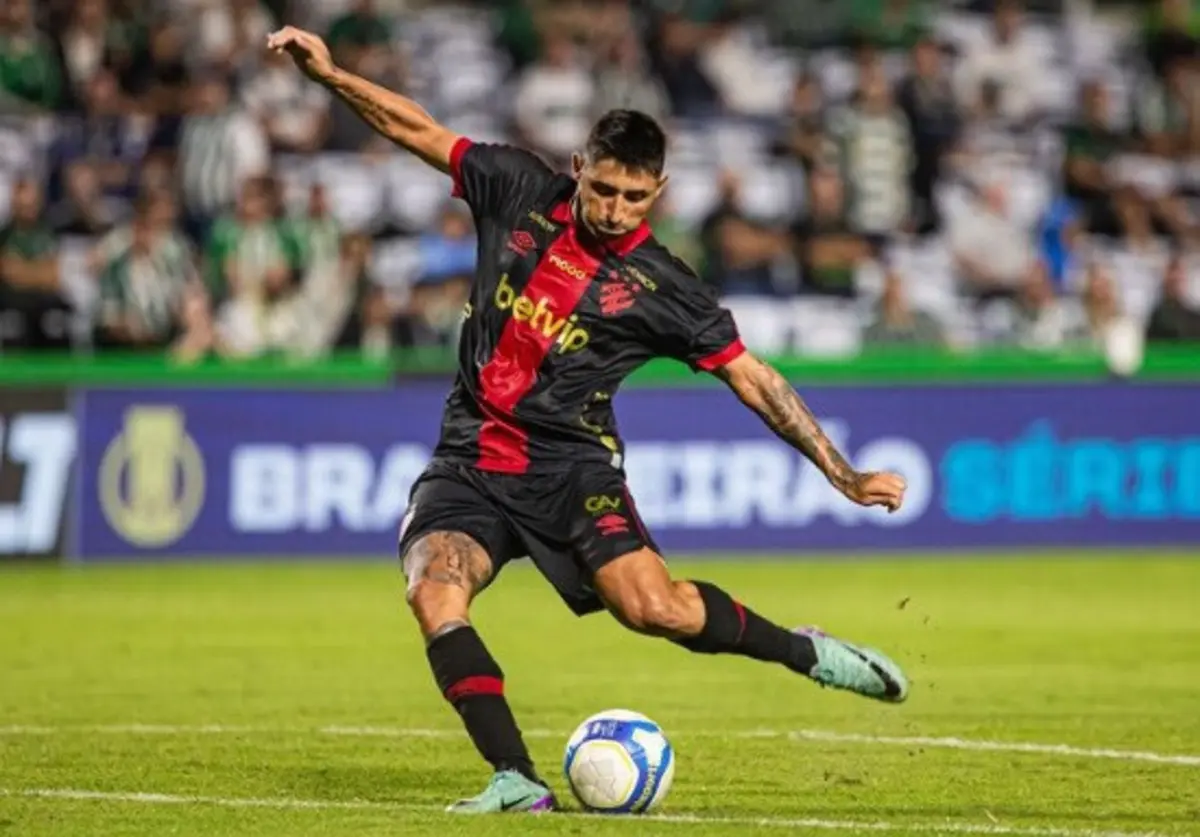 Alan Ruiz (créditos: Instagram)