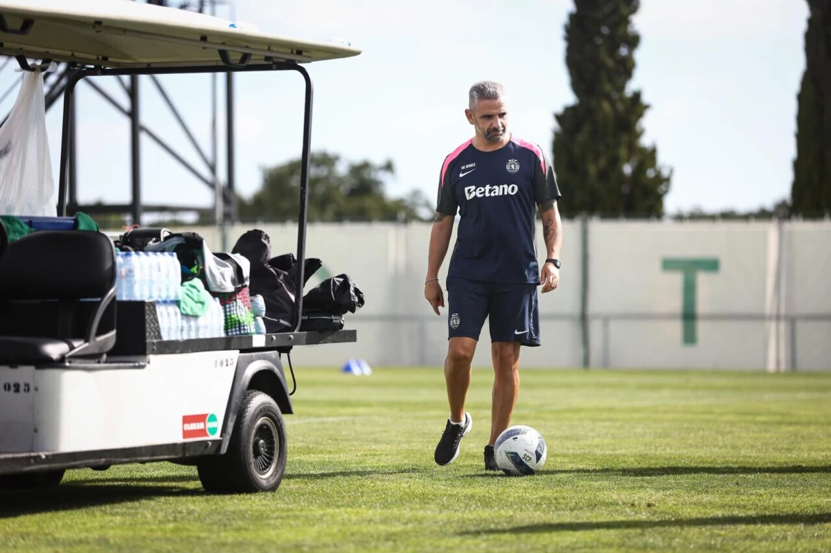 Imagem de contexto do artigo Com plantel desfalcado, Rui Borges chamou seis jovens ao treino do Sporting