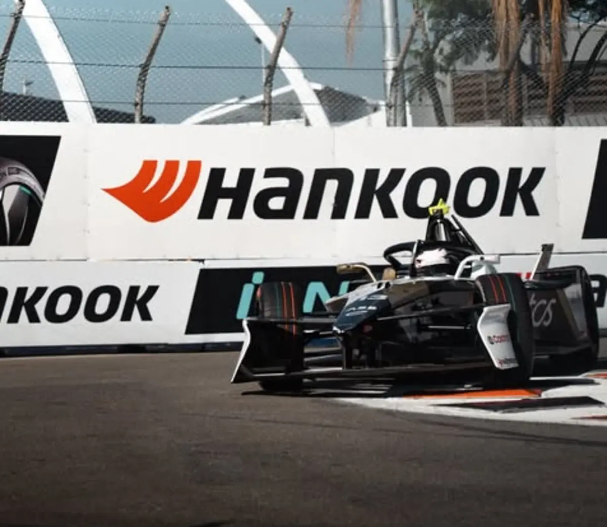 Imagem de contexto do artigo Félix da Costa começou Mundial de Fórmula E azarado: "Não tinha mesmo nada a fazer"