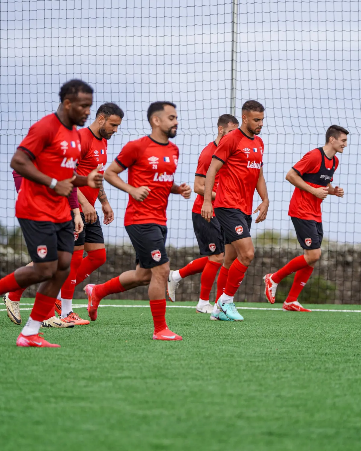 Imagem de contexto do artigo Santa Clara e Espinho defrontam-se 20 anos depois: "Vão entrar os melhores"