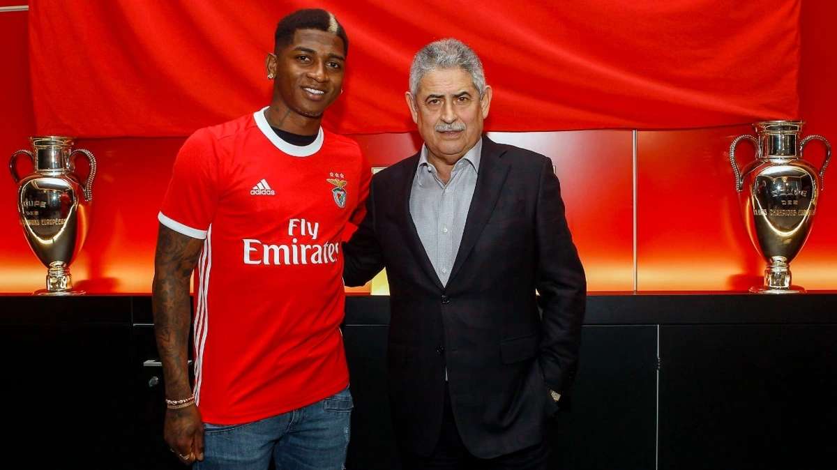 Yoni González com Luís Filipe Vieira, ex-presidente do Benfica