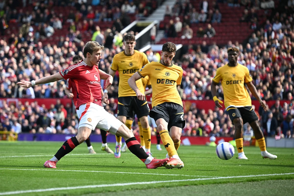 Hojlund (créditos: AFP)