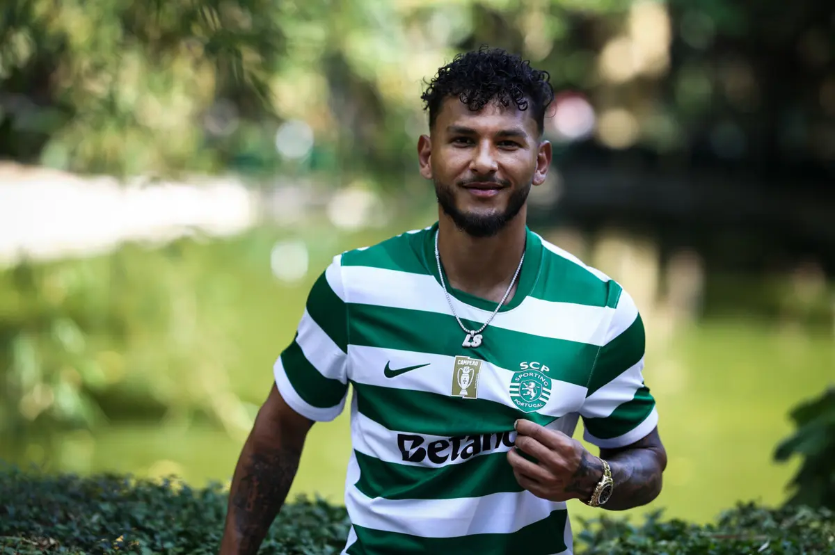 Imagem de contexto do artigo Luis Suárez torna-se a segunda contratação mais cara da história do Sporting