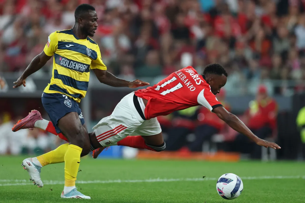 Konan em ação contra o Benfica