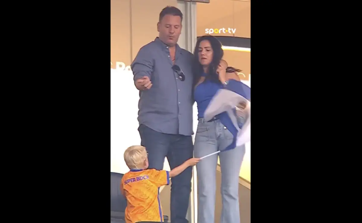 Imagem de contexto do artigo Cândido Costa foi apanhado pelas câmaras em momento divertido no Dragão. Veja