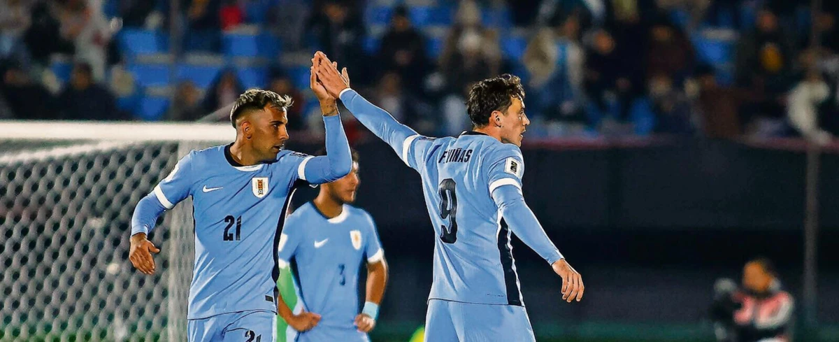 Zalazar esteve ao serviço da seleção do Uruguai e marcou pontos (créditos: D.R.)