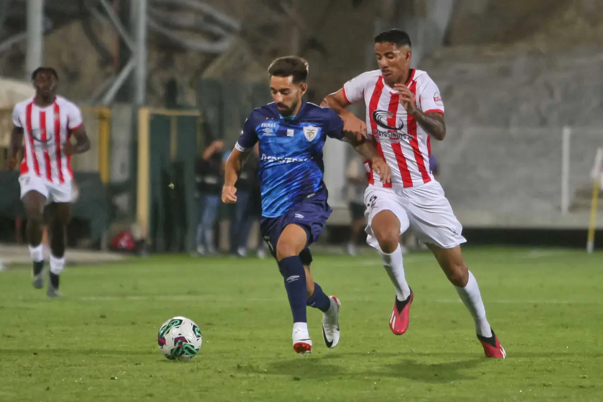 Imagem de contexto do artigo Rafael Silva, reforço do Sporting, na bancada a assistir ao duelo com o Portimonense