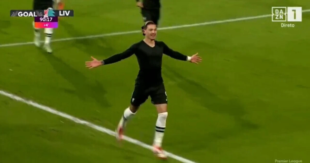 Imagem de contexto do artigo Darwin garante vitória do Liverpool com bis na compensação: ora veja