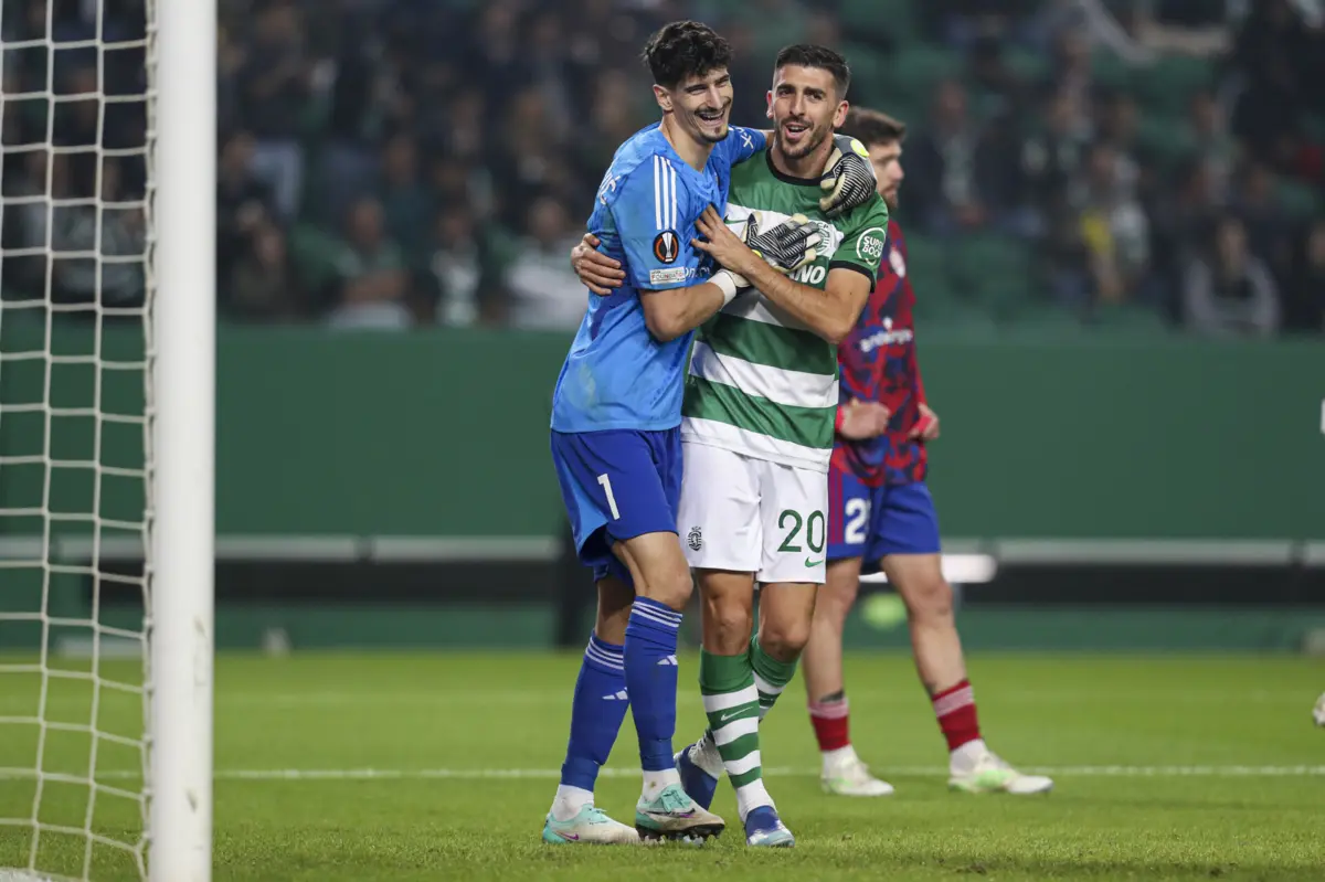 Kovacevic e Paulinho ( Pedro Rocha / Global Imagens )