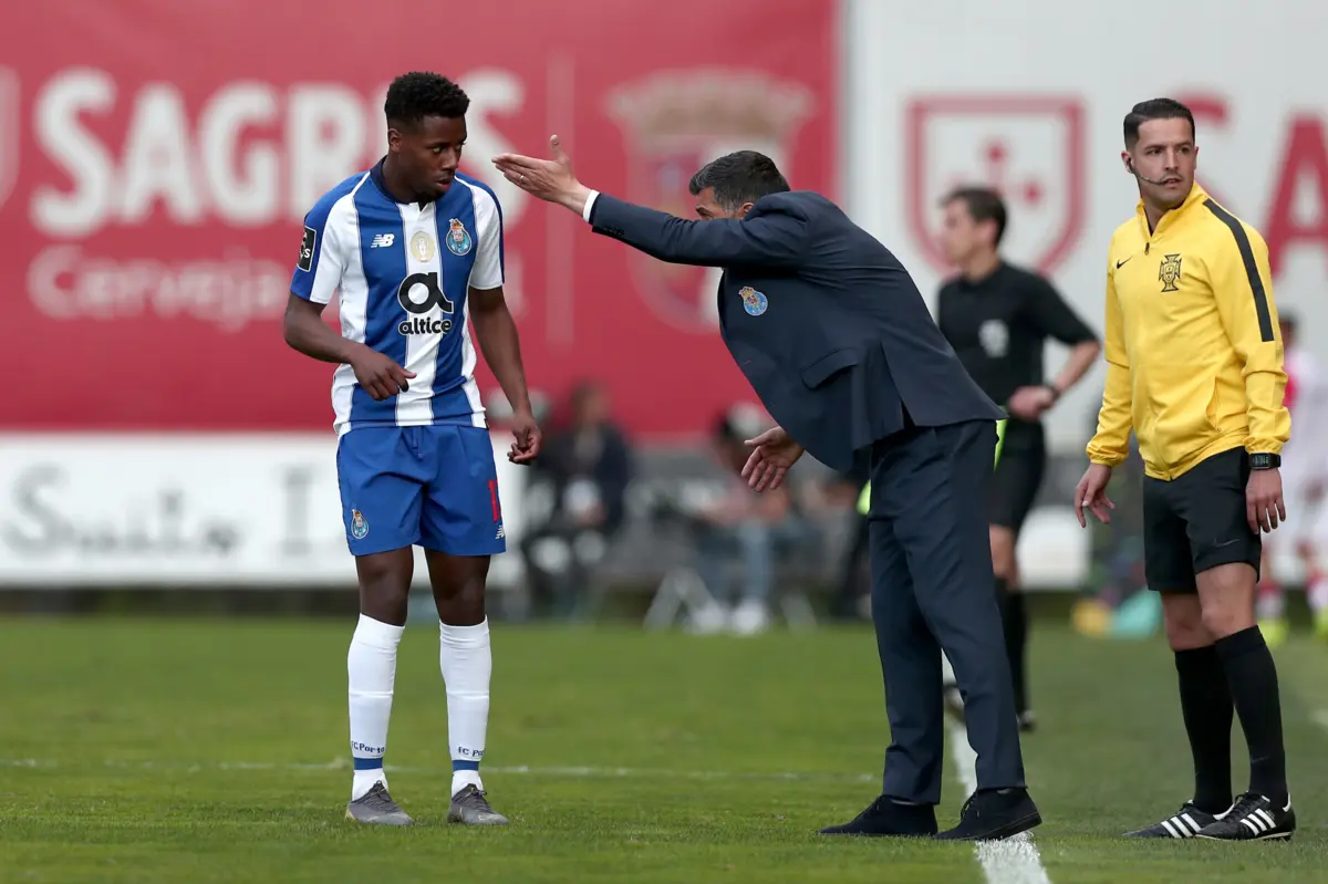 Manafá e Sérgio Conceição (Créditos: Miguel Pereira/Global Imagens)