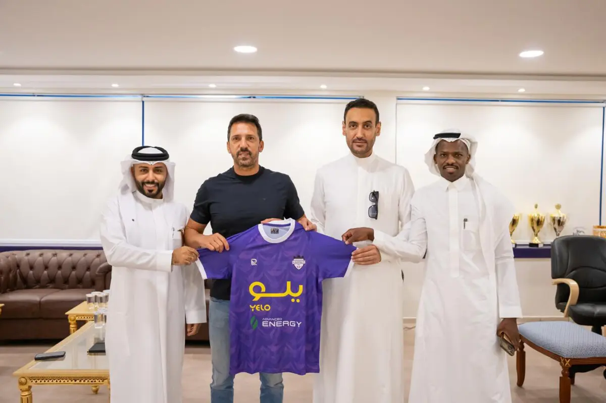 Nandinho apresentado no Albukiryah