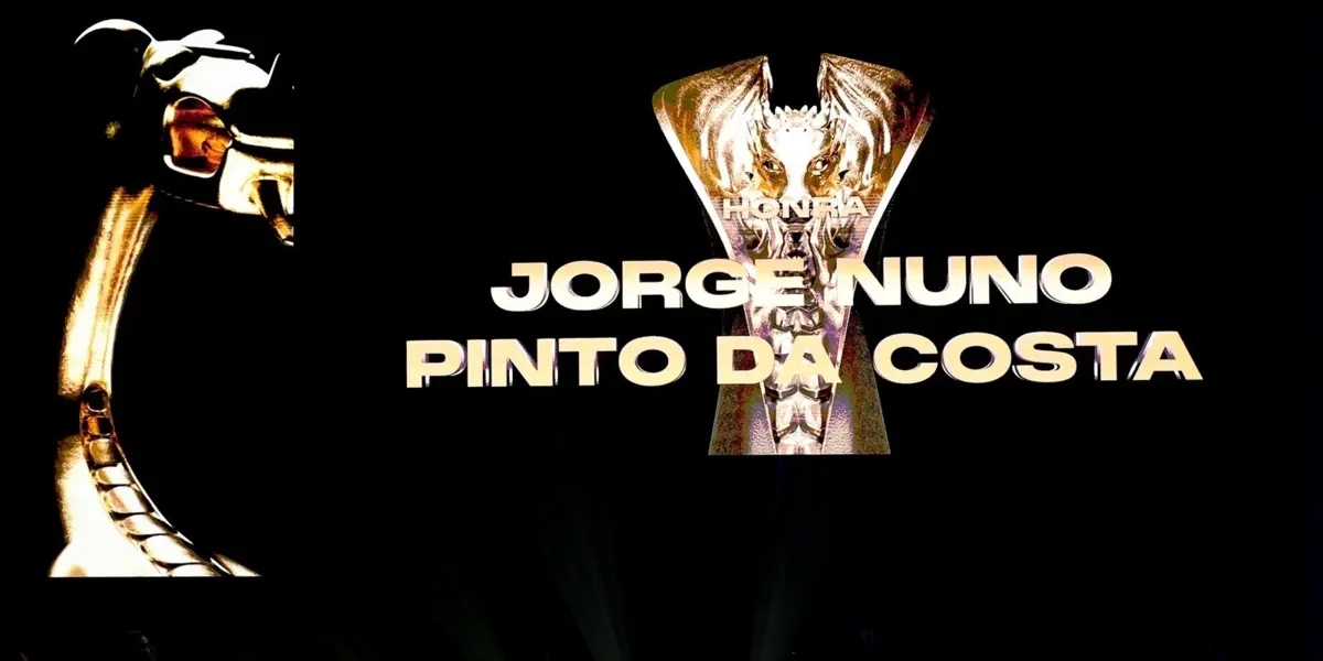 Dragão de Ouro para Pinto da Costa