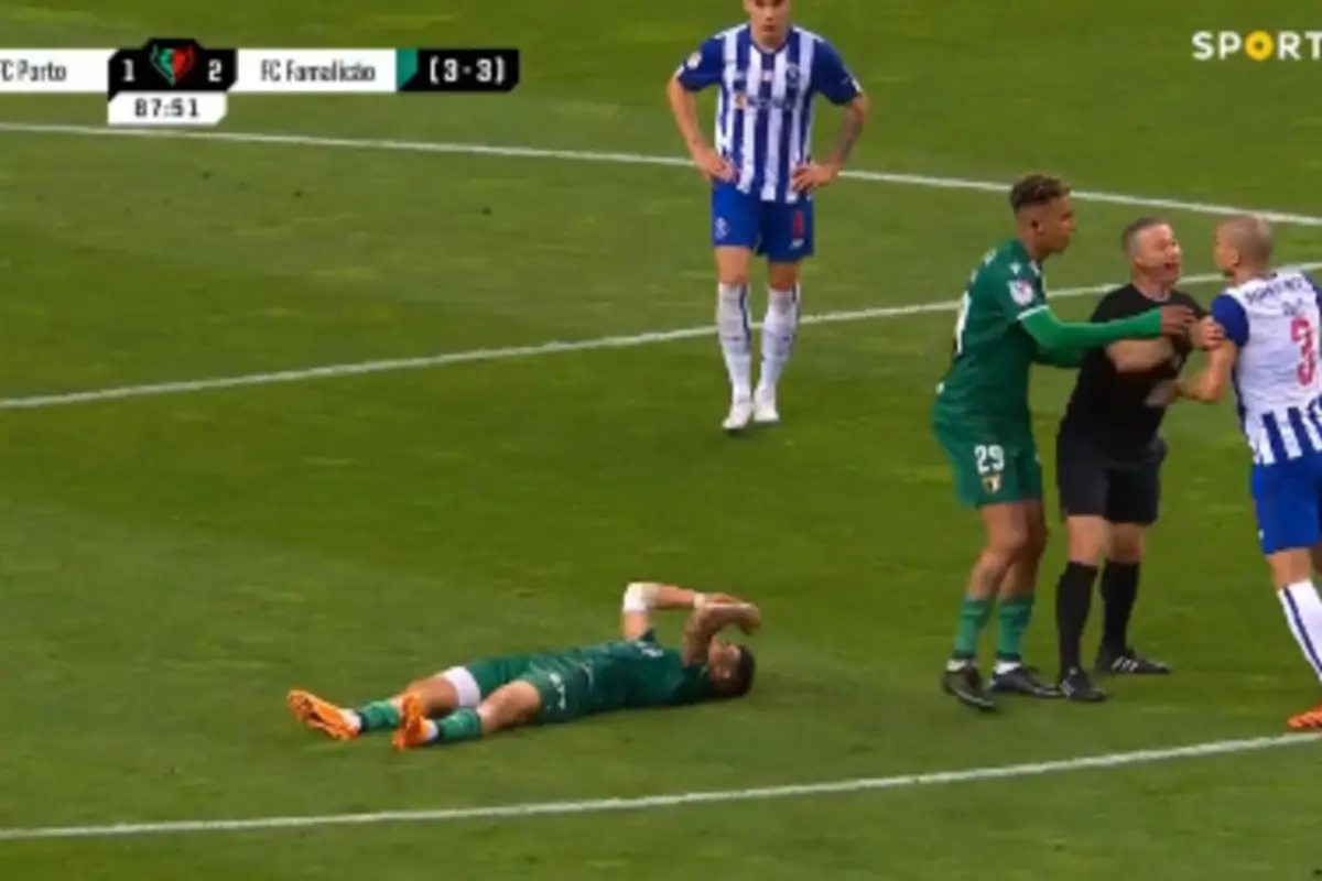 Imagem de contexto do artigo FC Porto reage à decisão do CD de ilibar Colombatto: "Provas foram ignoradas"