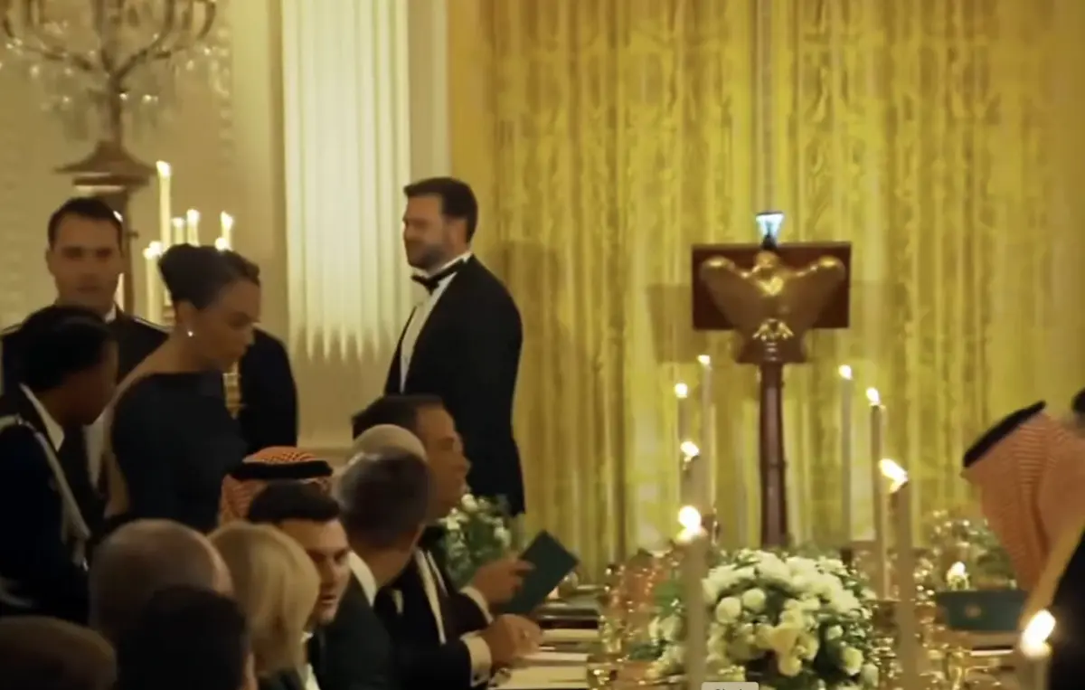 Imagem de contexto do artigo A chegada de Cristiano Ronaldo e Georgina Rodríguez ao jantar na Casa Branca