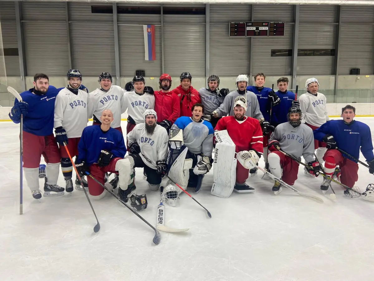 Seleção Nacional de hóquei no gelo (créditos: FDI Portugal)