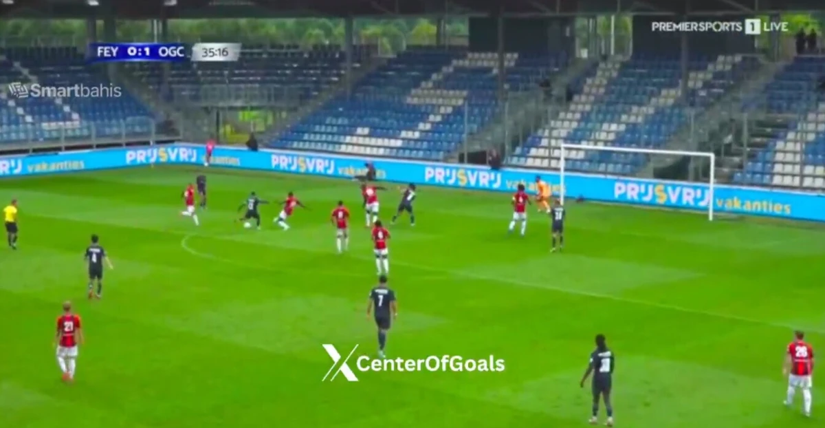 Imagem de contexto do artigo Moussa mostra como se faz: veja o golo do alvo do Benfica frente ao Nice