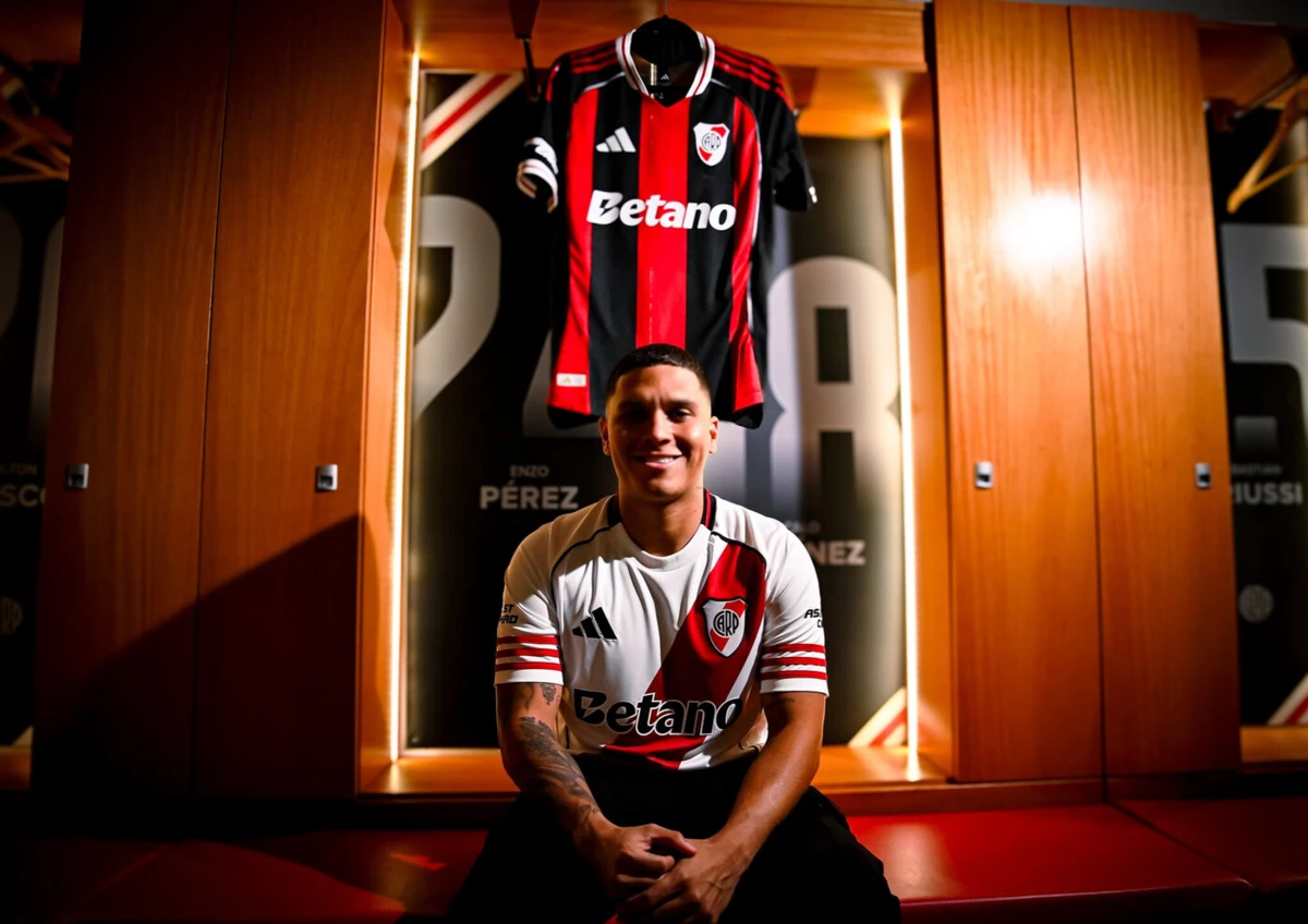 Imagem de contexto do artigo Oficial: Quintero volta ao River Plate para a terceira etapa no clube