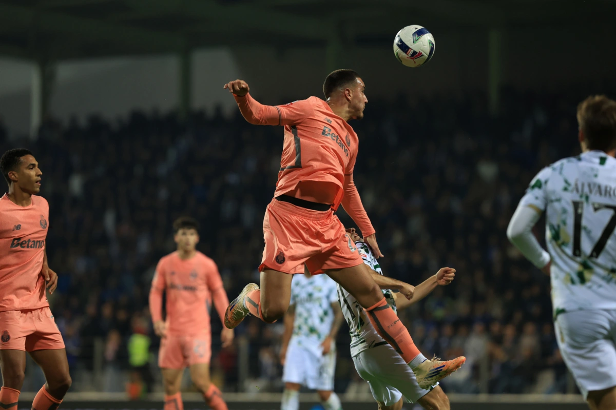 Deniz Gul nas alturas