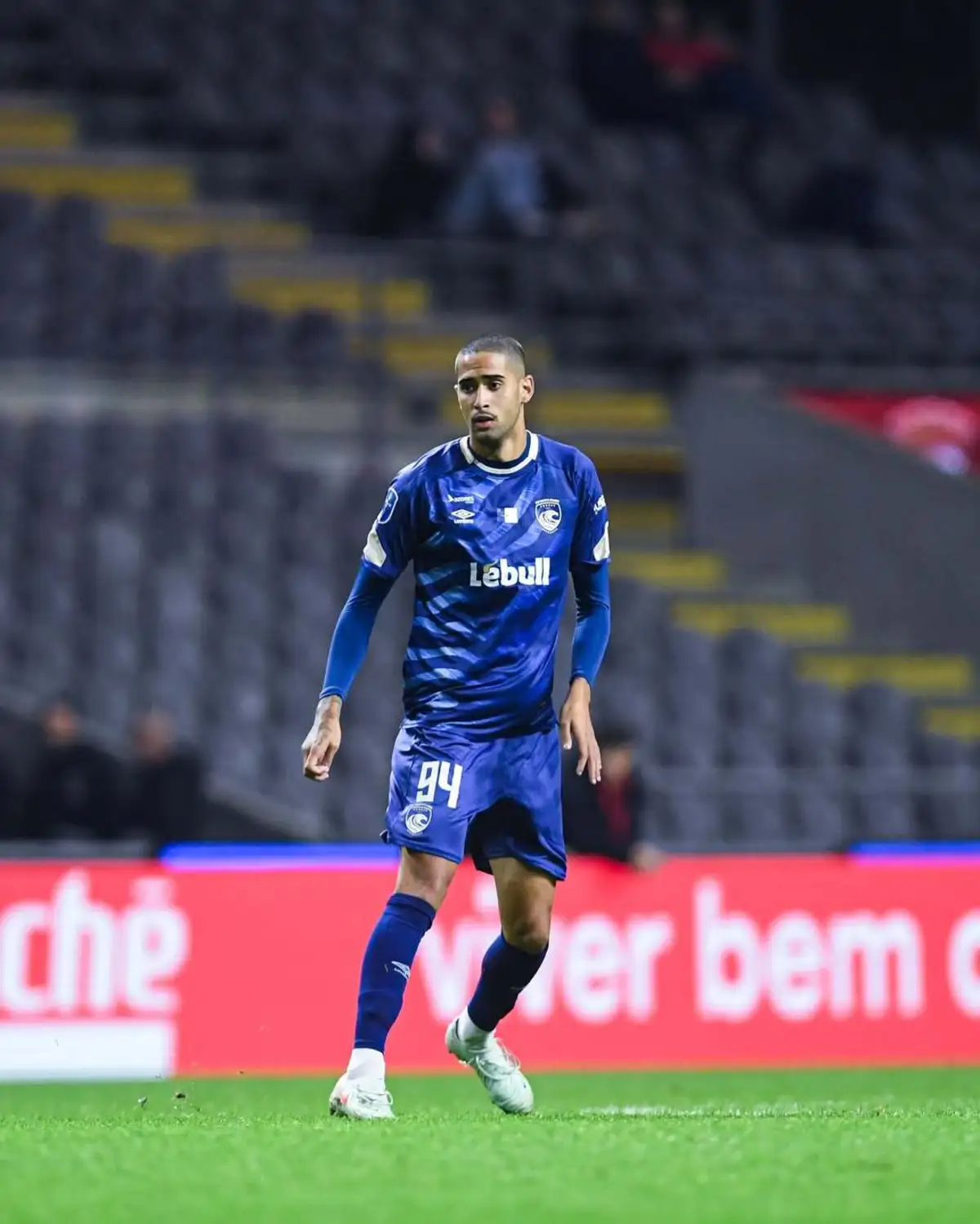 Henrique Silva estreou-se pela equipa principal do Santa Clara