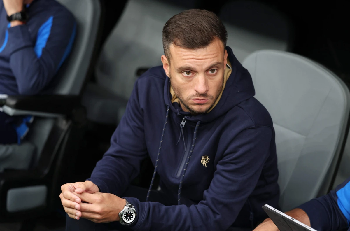 Imagem de contexto do artigo Anselmi, as críticas de Villas-Boas e o futuro: "É difícil verem-me rendido"