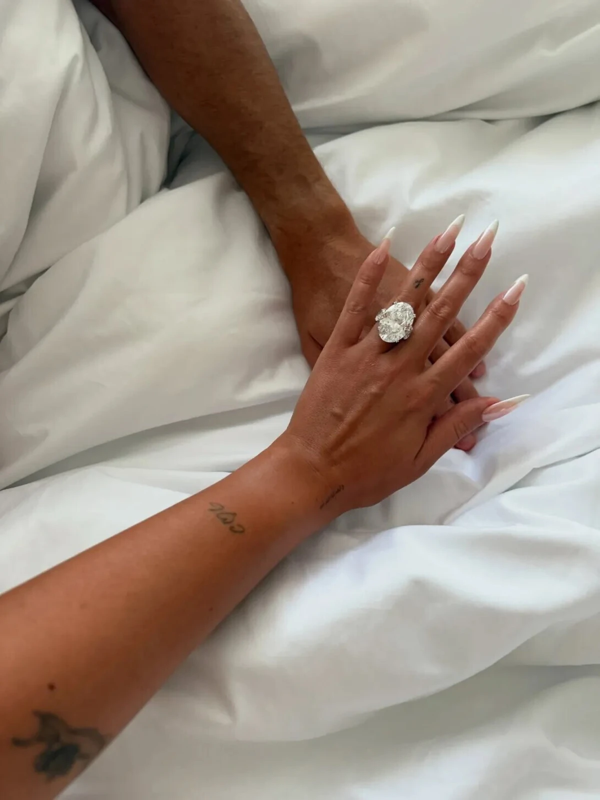 Imagem de contexto do artigo Saiba o preço do anel de noivado que Cristiano Ronaldo deu a Georgina