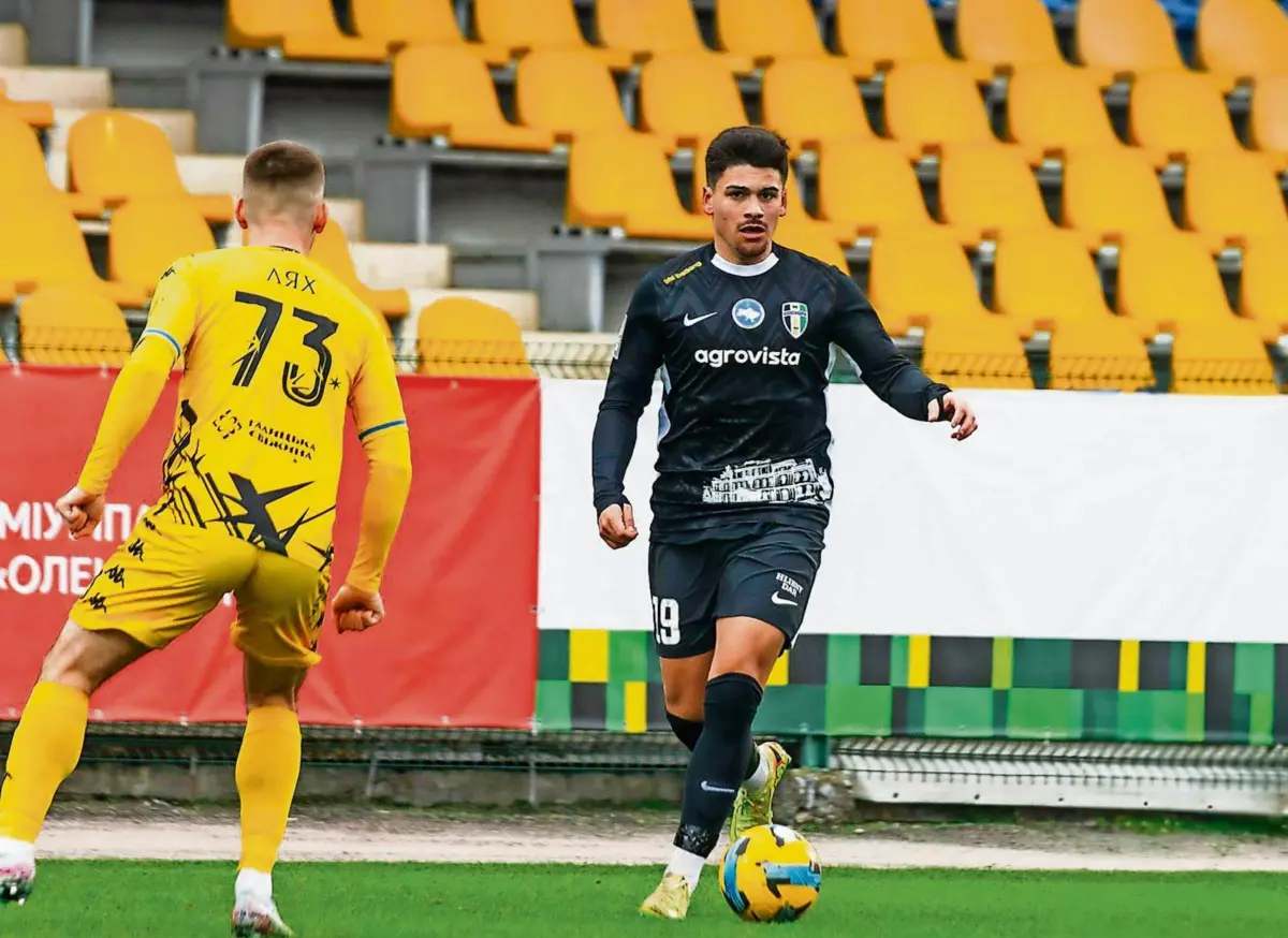 Imagem de contexto do artigo "Disseram-me algo que não vou esquecer: o inimigo odeia ver-nos sorrir"