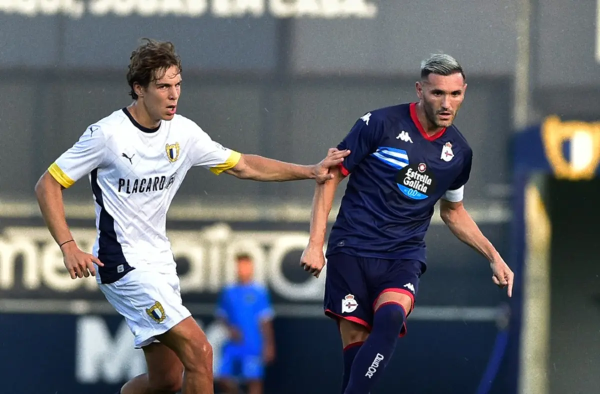 Imagem de contexto do artigo Famalicão empata com Deportivo da Corunha no jogo de apresentação