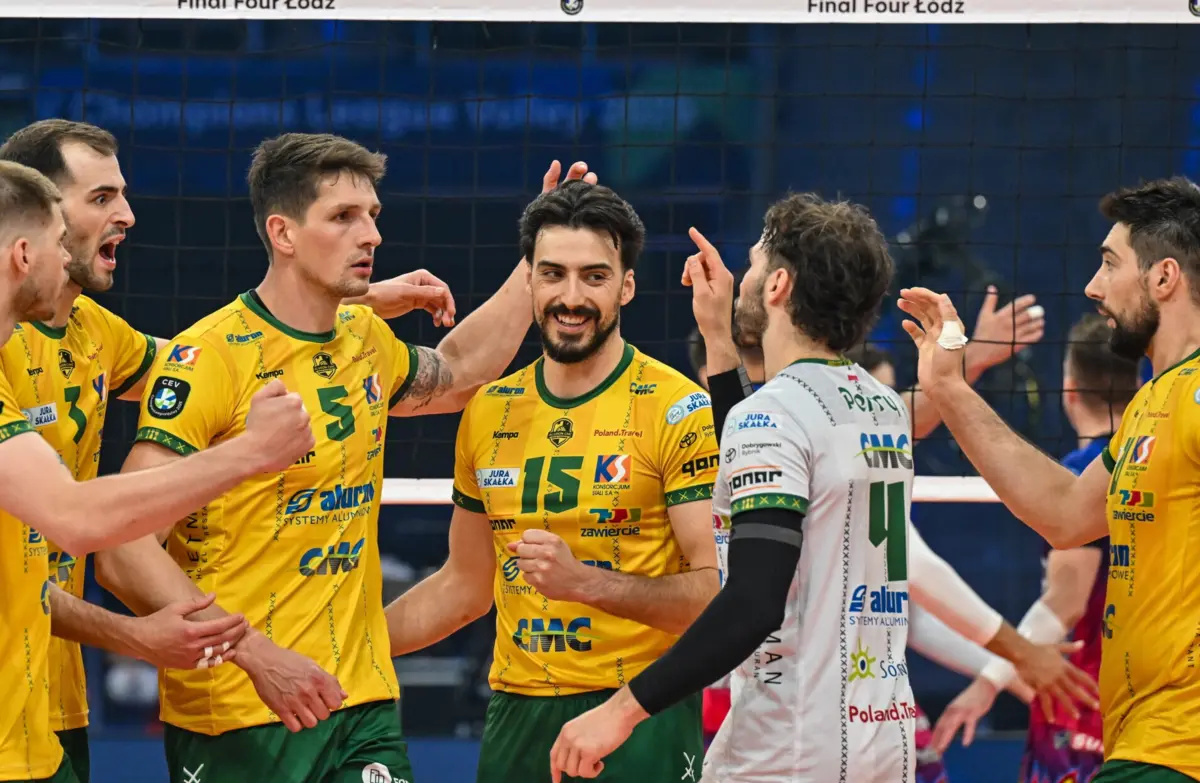 Miguel Tavares na final da Liga dos Campeões de voleibol (créditos: EPA)