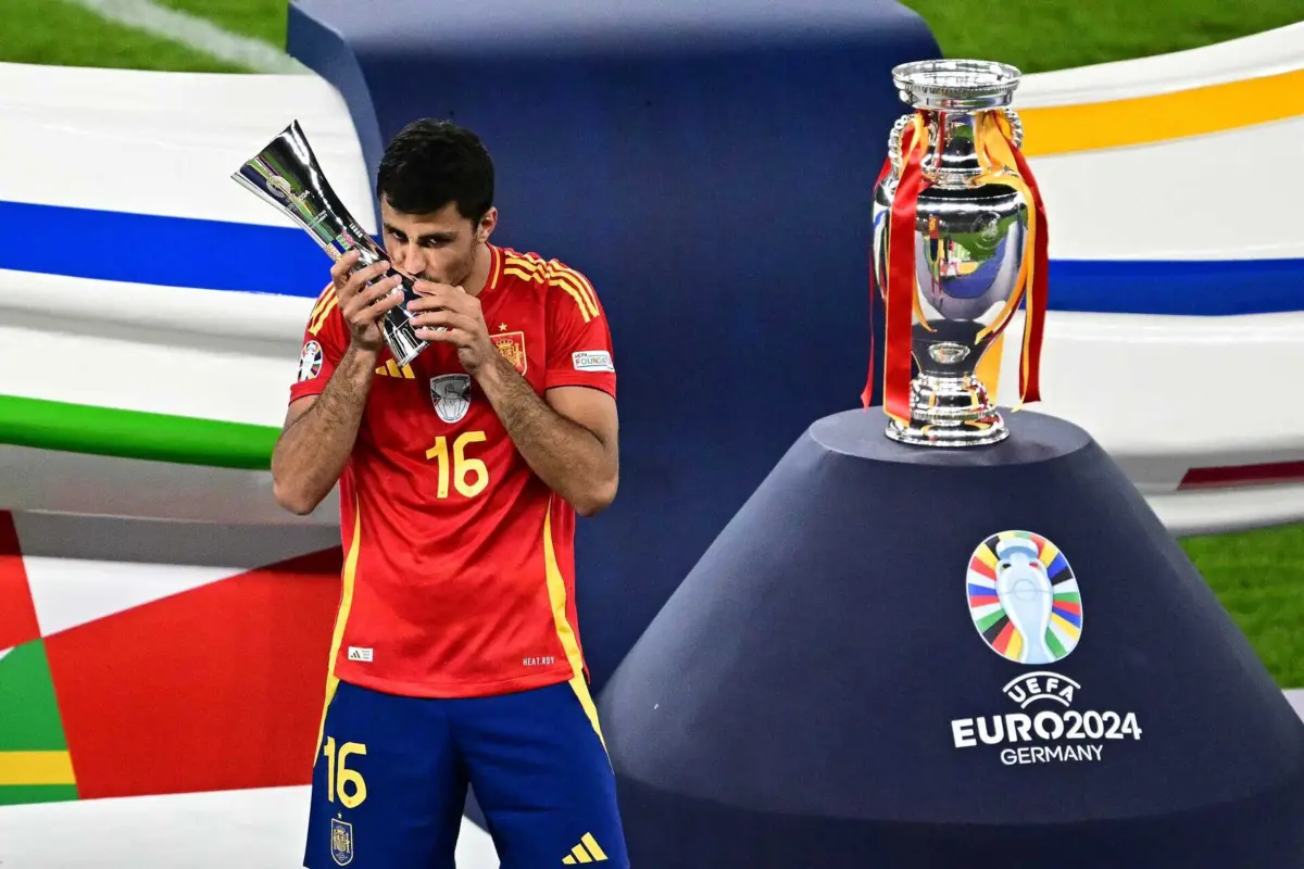 Rodri eleito o melhor jogador do Euro'2024 (créditos: AFP)