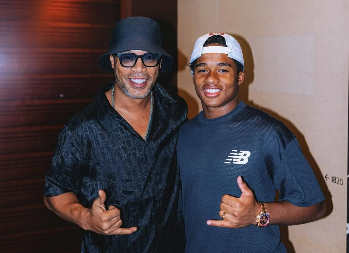 Ronaldinho e Endrick (créditos: X/Reprodução)
