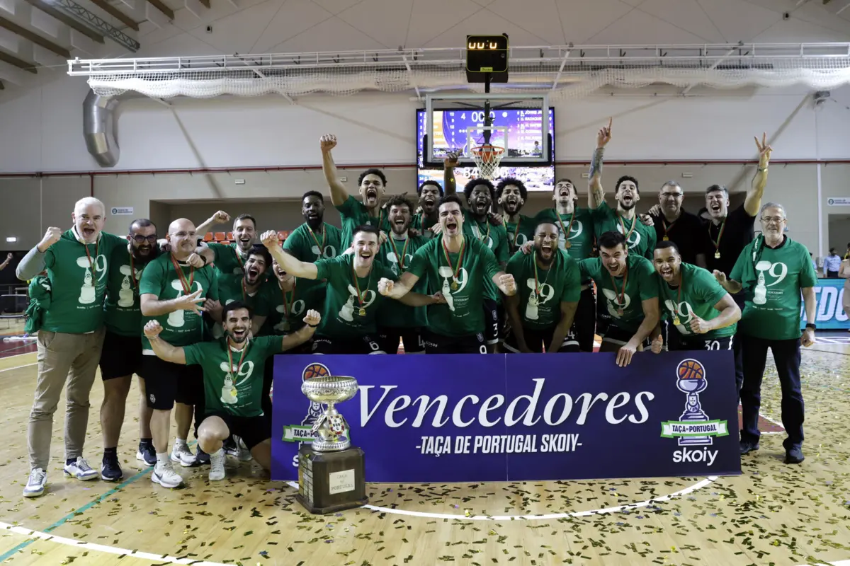 Imagem de contexto do artigo "É um grupo espetacular e eu sozinho já não faço nada, até porque já não tenho idade para muito mais"