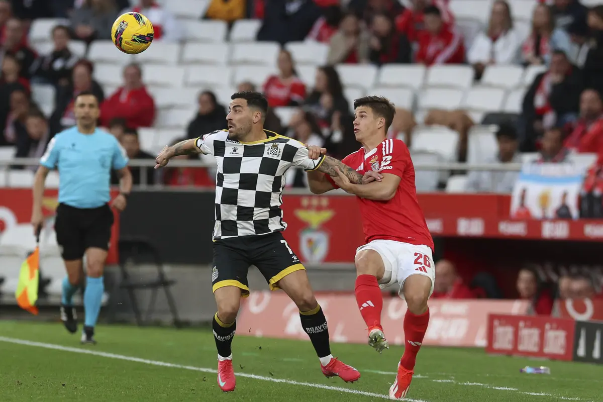 Dahl num duelo com Salvador Agra (Créditos: EPA)