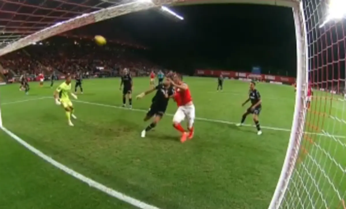 Imagem de contexto do artigo Árbitro e VAR erraram ao assinalar penálti no Braga-Vitória, considera Conselho de Arbitragem