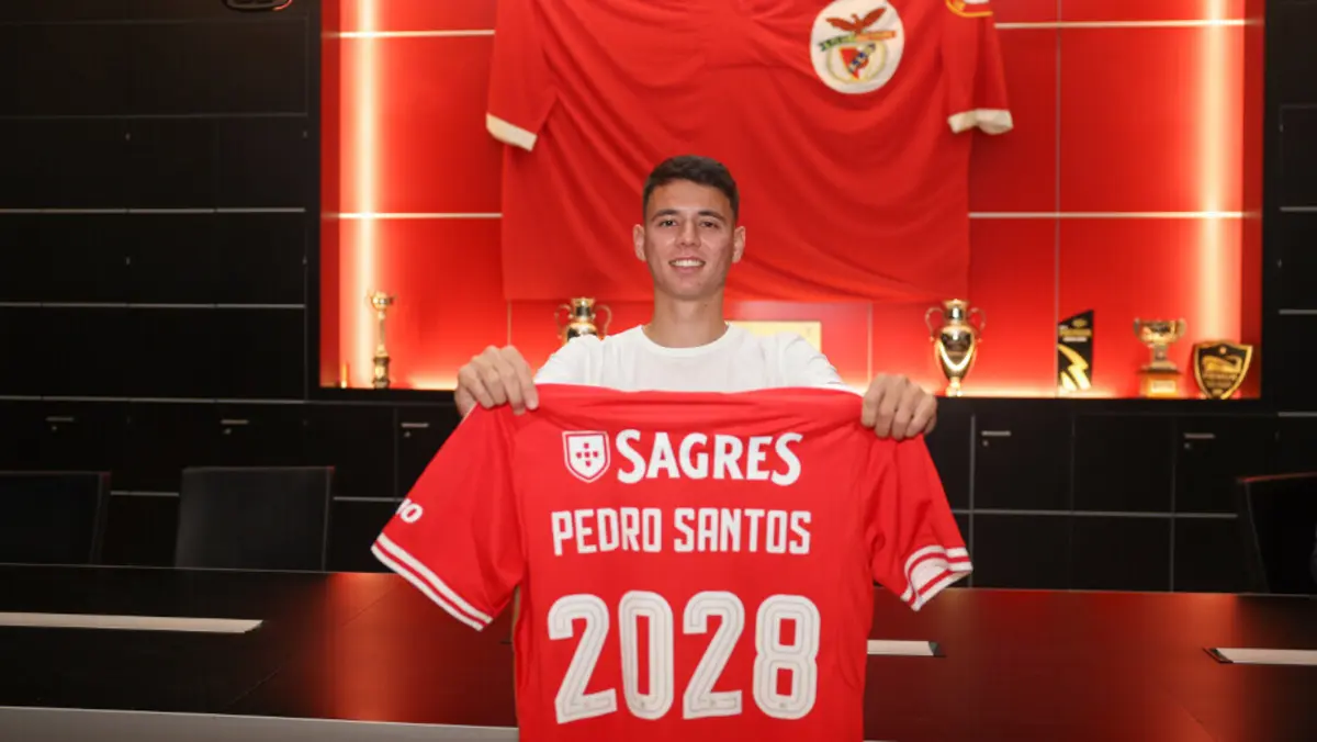 Pedro Santos renovou contrato até 2028 (Créditos: Benfica)