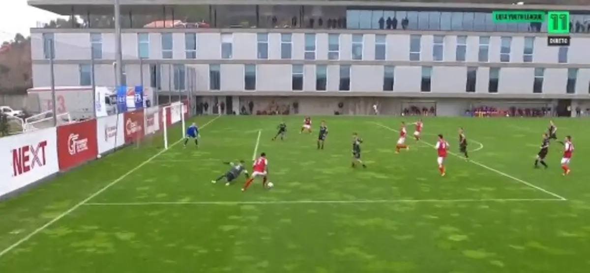 Golo de João Vasconcelos (Créditos: Canal 11)