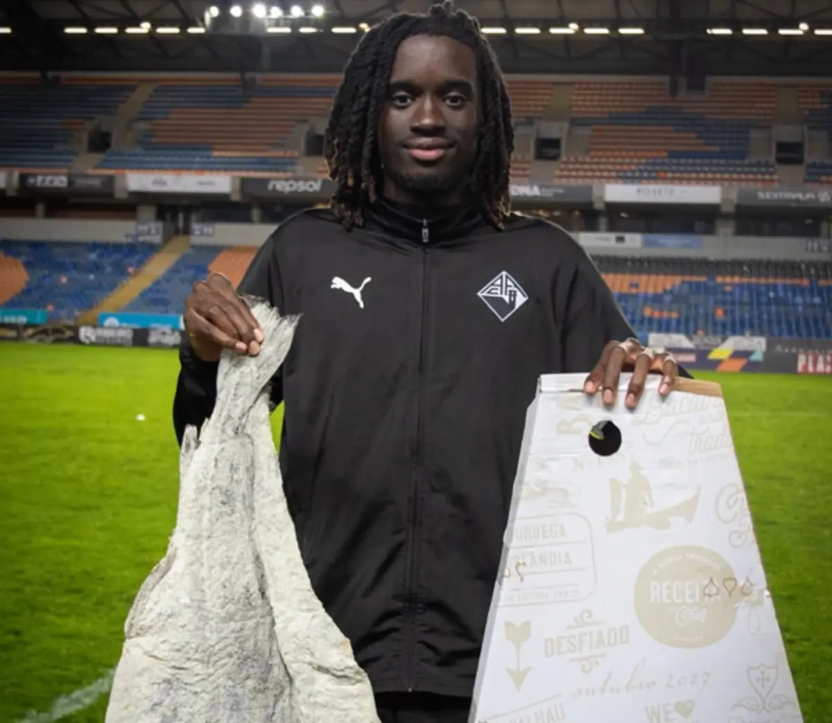 Imagem de contexto do artigo Académica: jogador cedido pelo Benfica é eleito MVP e recebe um bacalhau