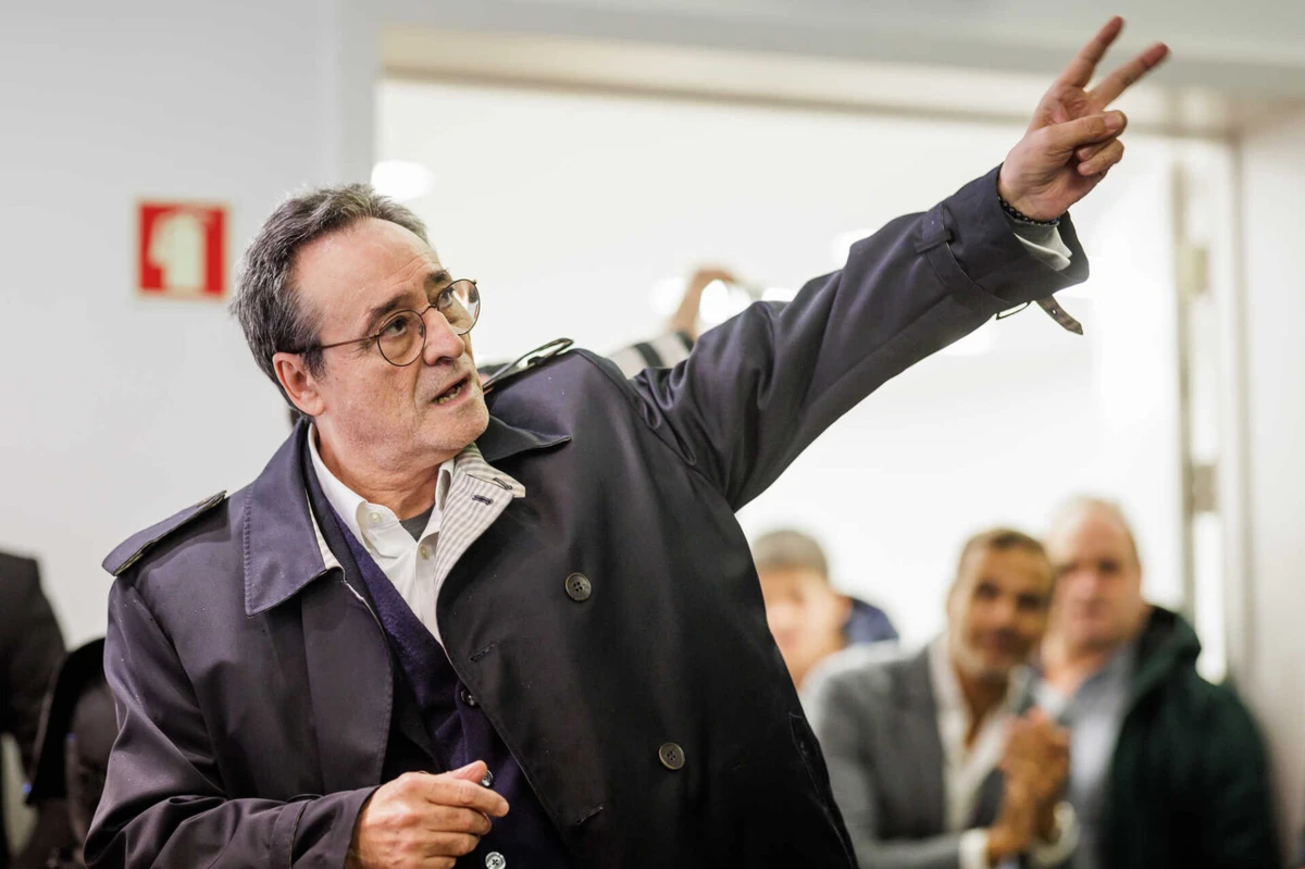 Imagem de contexto do artigo António Oliveira fala de Jorge Costa a O JOGO: "Vazio nunca será preenchido"