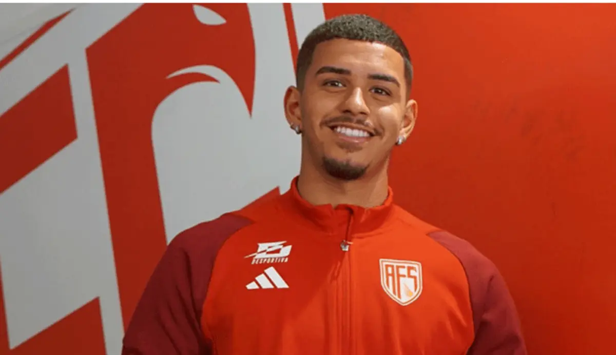 Talles Wander, avançado do Aves SAD, vai jogar na Sanjoanense até ao final da época