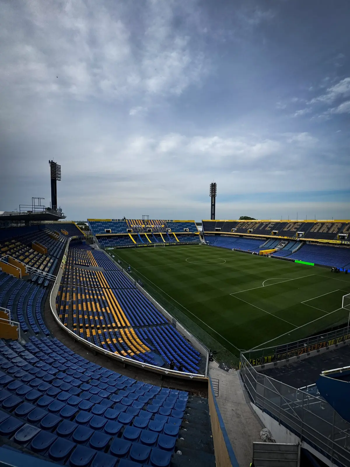 Imagem de contexto do artigo Líderes de claque do Rosario Central assassinados após embate com o San Lorenzo