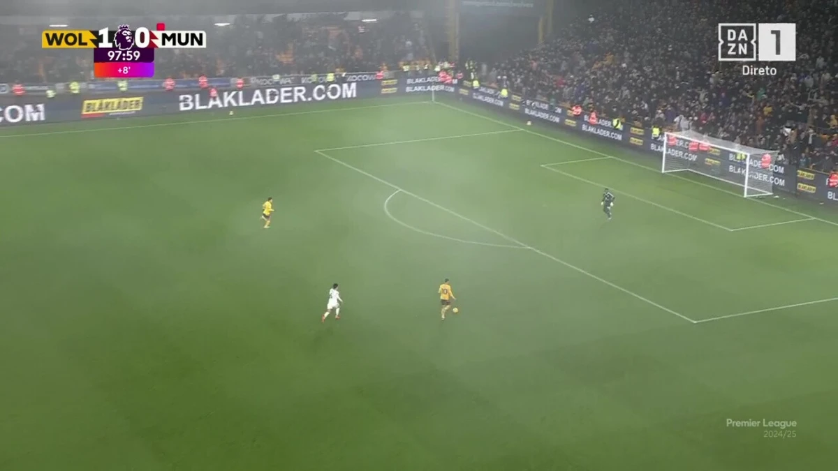 Imagem de contexto do artigo Wolves-Manchester United: Hwang Hee-chan estreia-se a marcar e dá a estocada final. Veja o golo