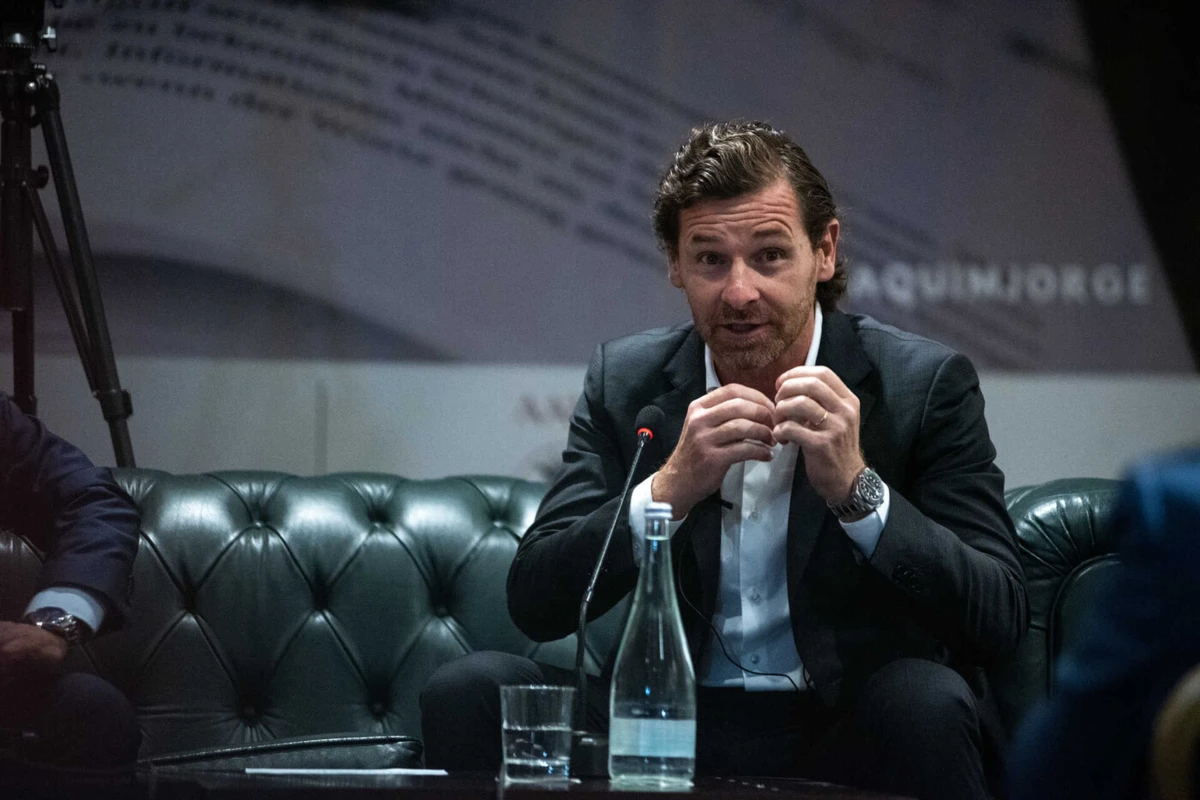 Imagem de contexto do artigo "Tenho que estar pronto para substituir Pinto da Costa à altura caso assim desejem os sócios"