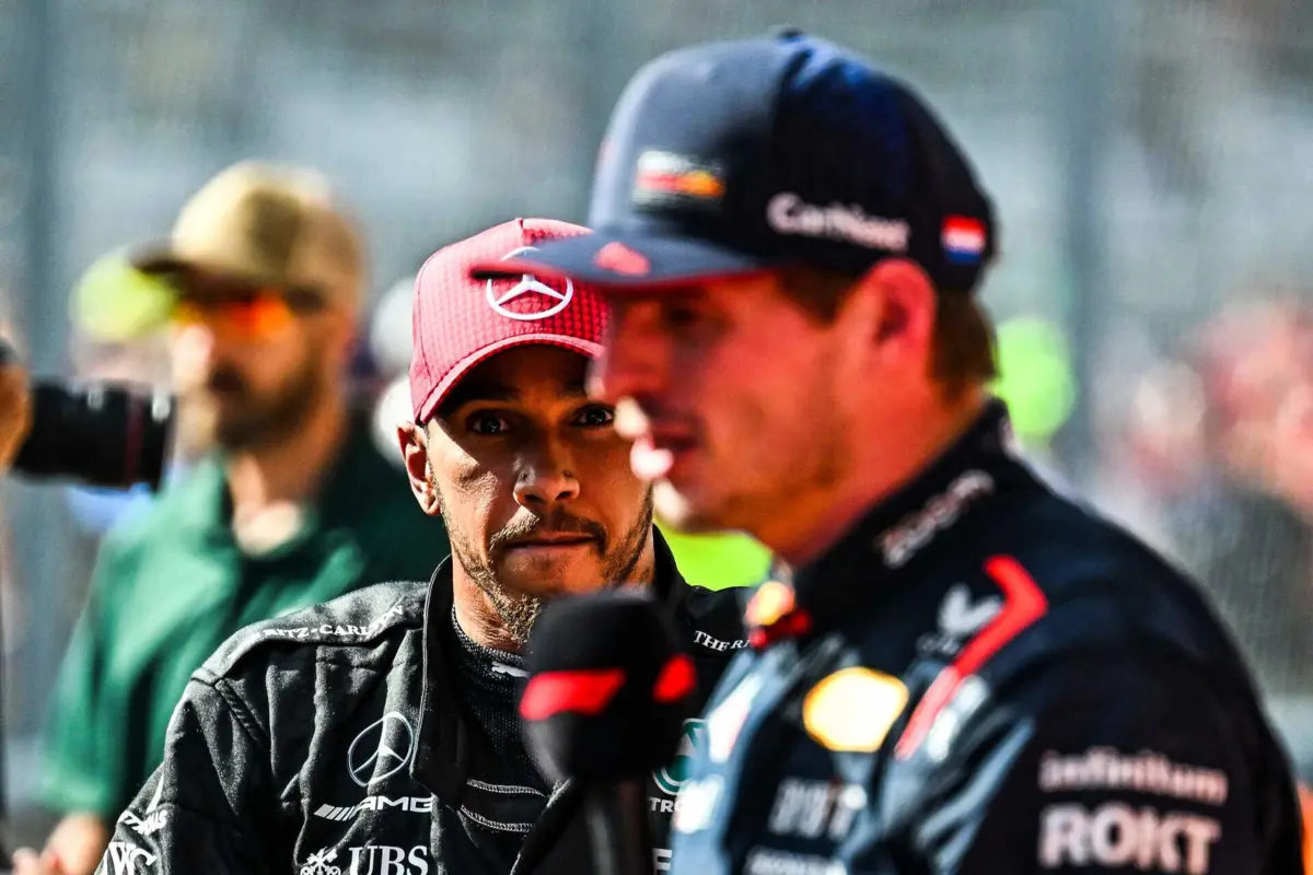 Hamilton e Verstappen