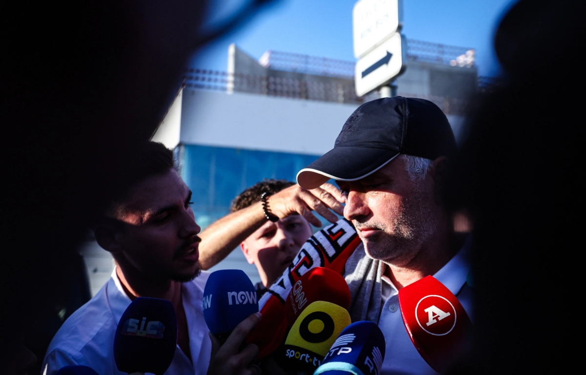 José Mourinho já está em Lisboa